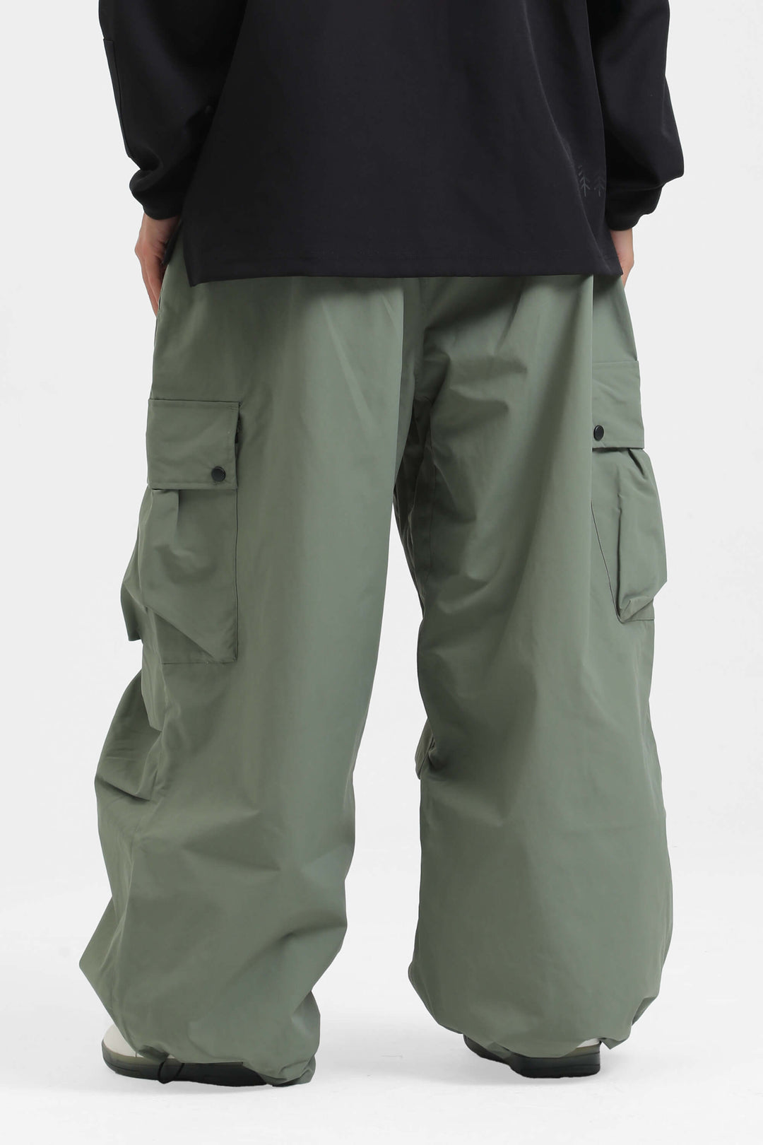 Women's Black Lightweight Inner Leg Vents Baggy Snow Pants