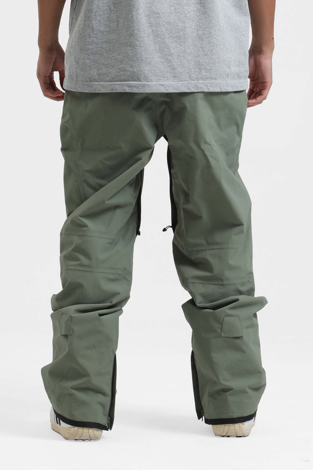 Men's Green Multi-Pocket Venting Baggy Snow Pants