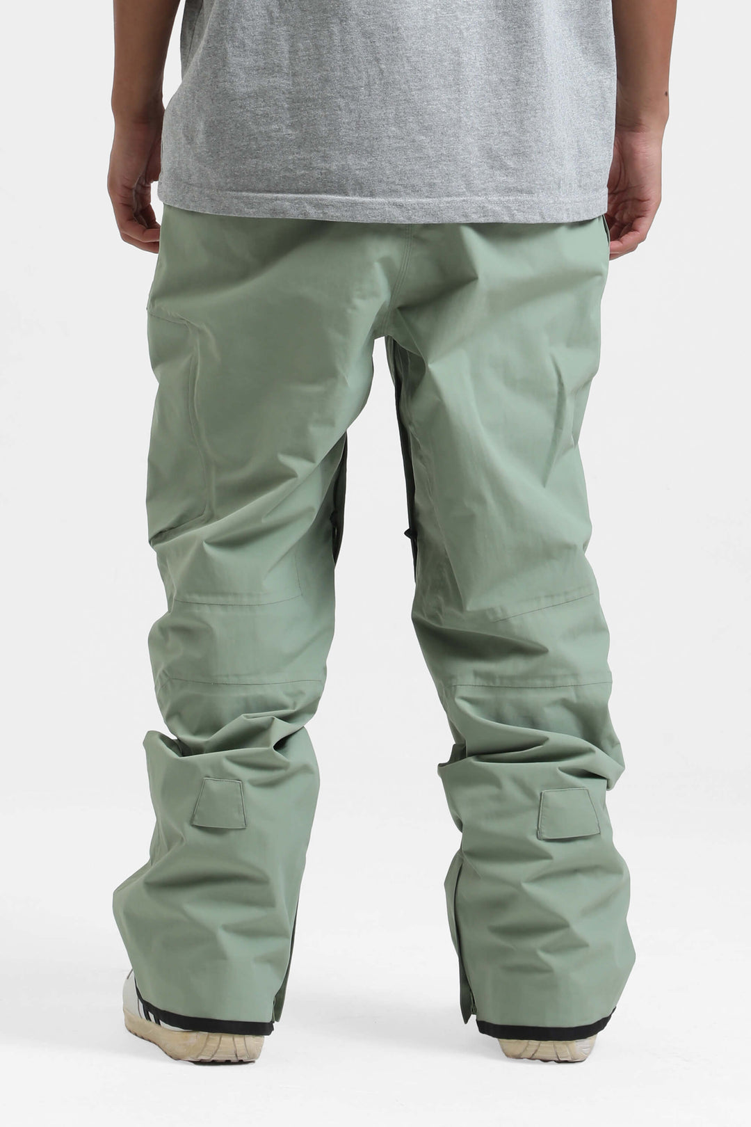 Men's Green Multi-Pocket Venting Baggy Snow Pants