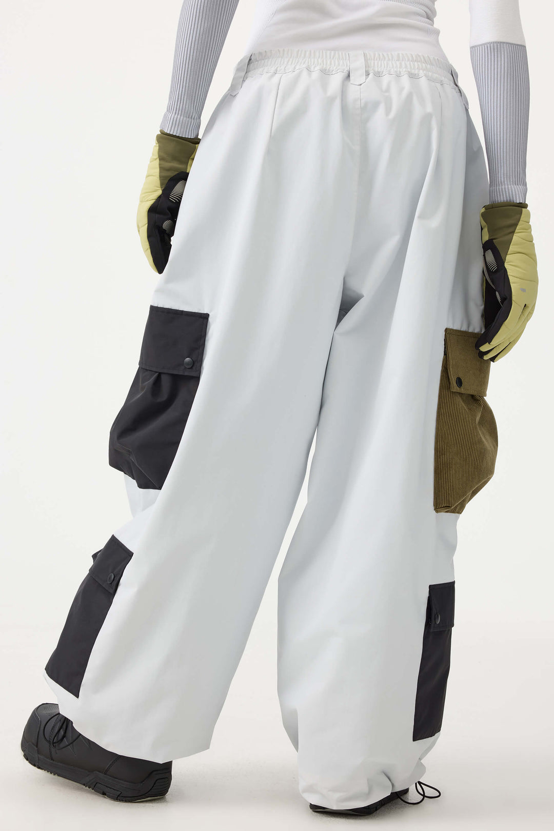 Women's White Baggy Multi-Pocket Color-Block Snow Pants