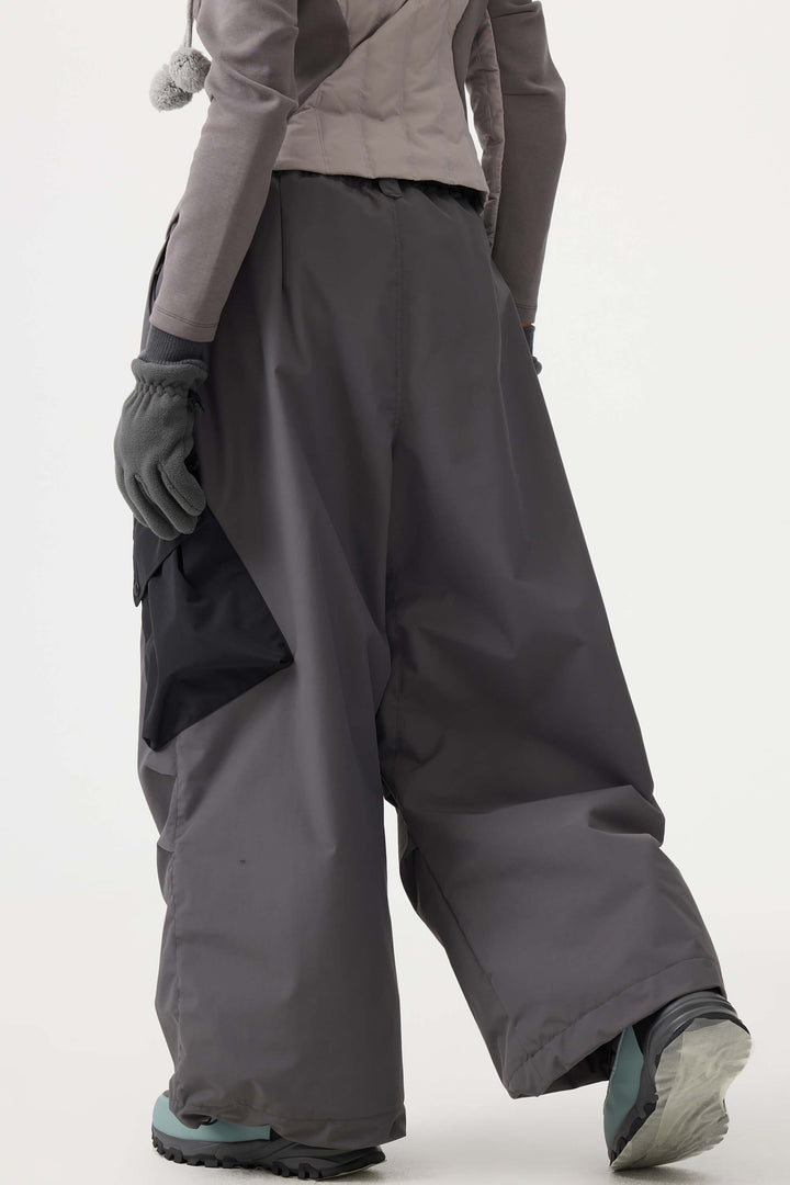 Women's Beige Baggy Color-Blocked Cargo Pocket Snow Pants