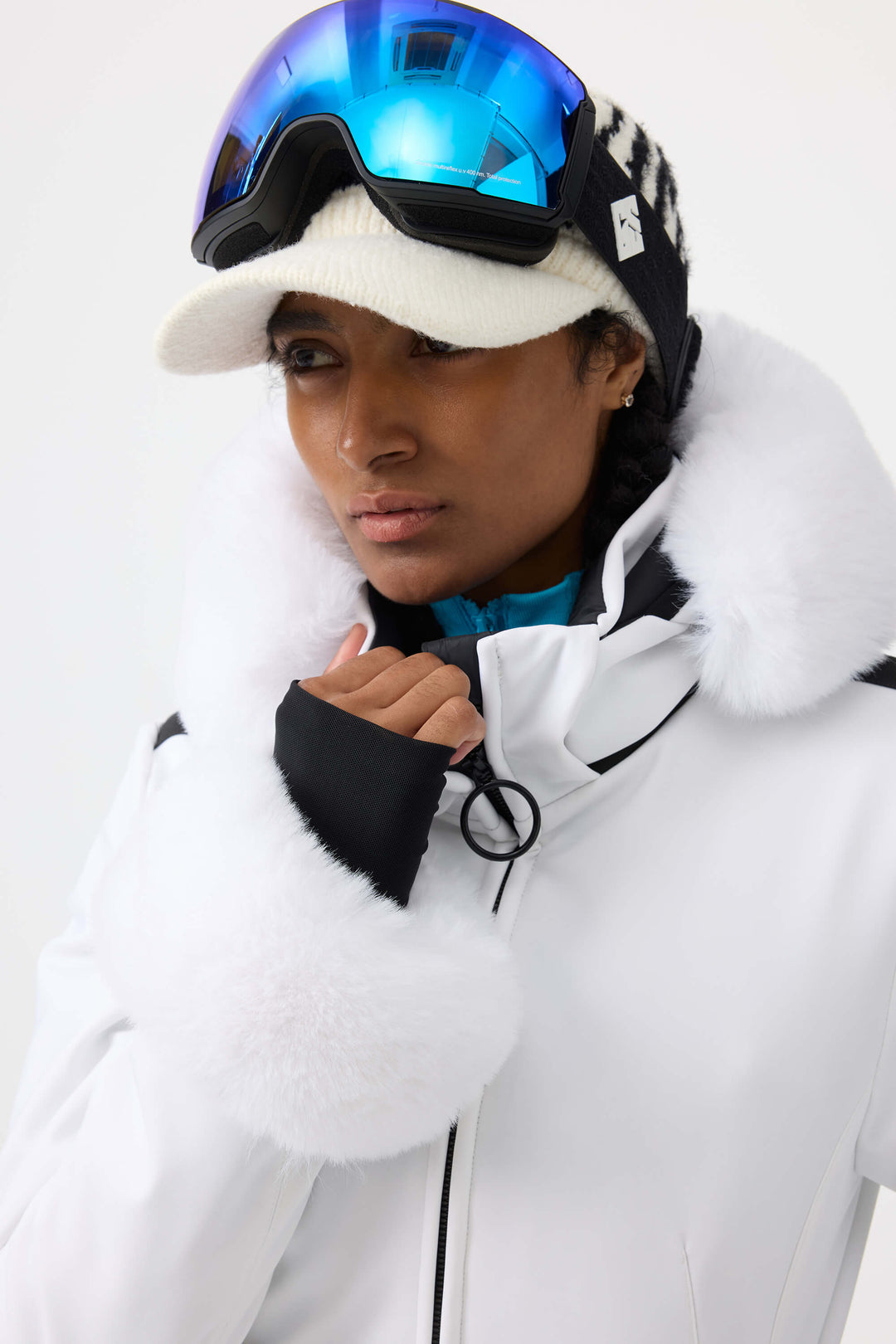 Women's White 3D-Cut Faux Fur Stretch Insulated Ski Jacket